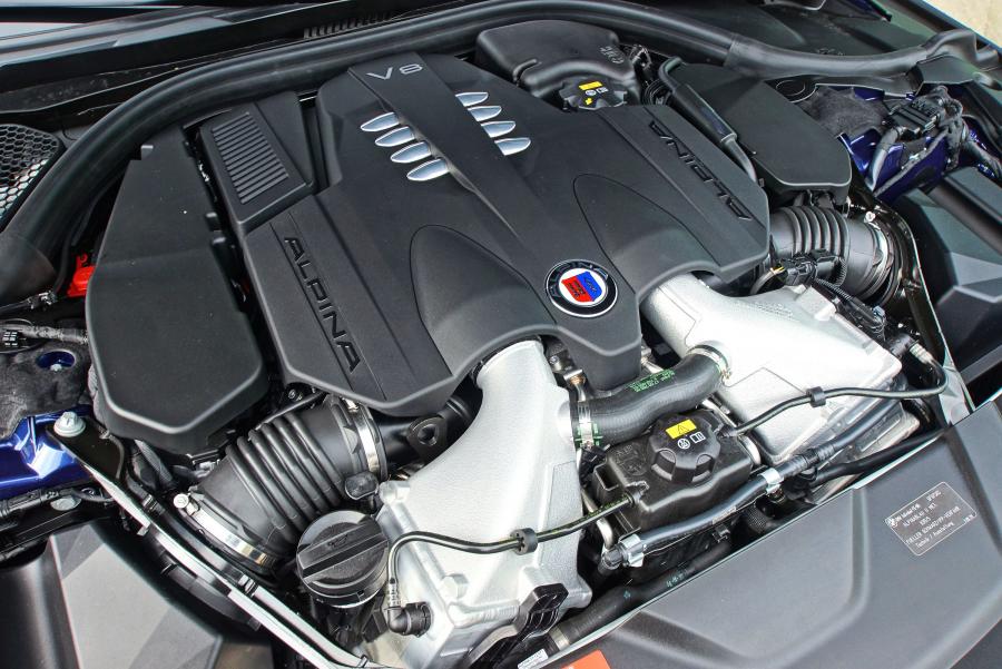 Моторный отсек Alpina B7 Bi-Turbo (G12) 2019 года  (WW) (фото 36 из 37)